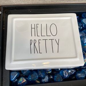 White Rae dunn “hello pretty”